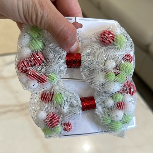 Pompom Bow Clips - Picture 2 of 4